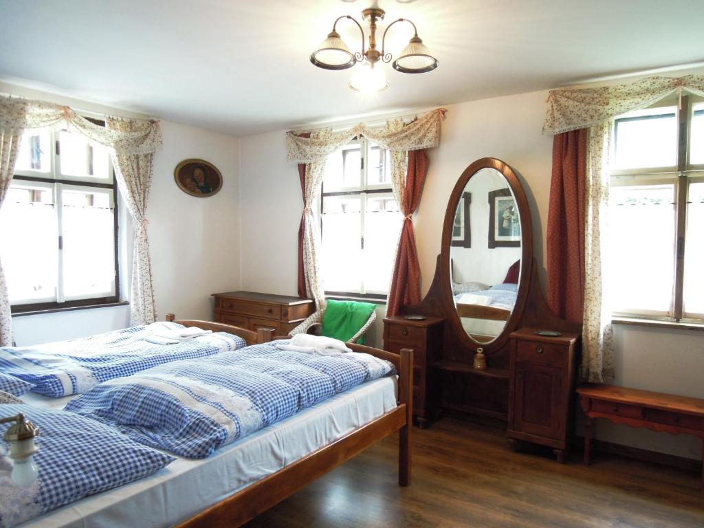 Chalupa Sněženka room 1